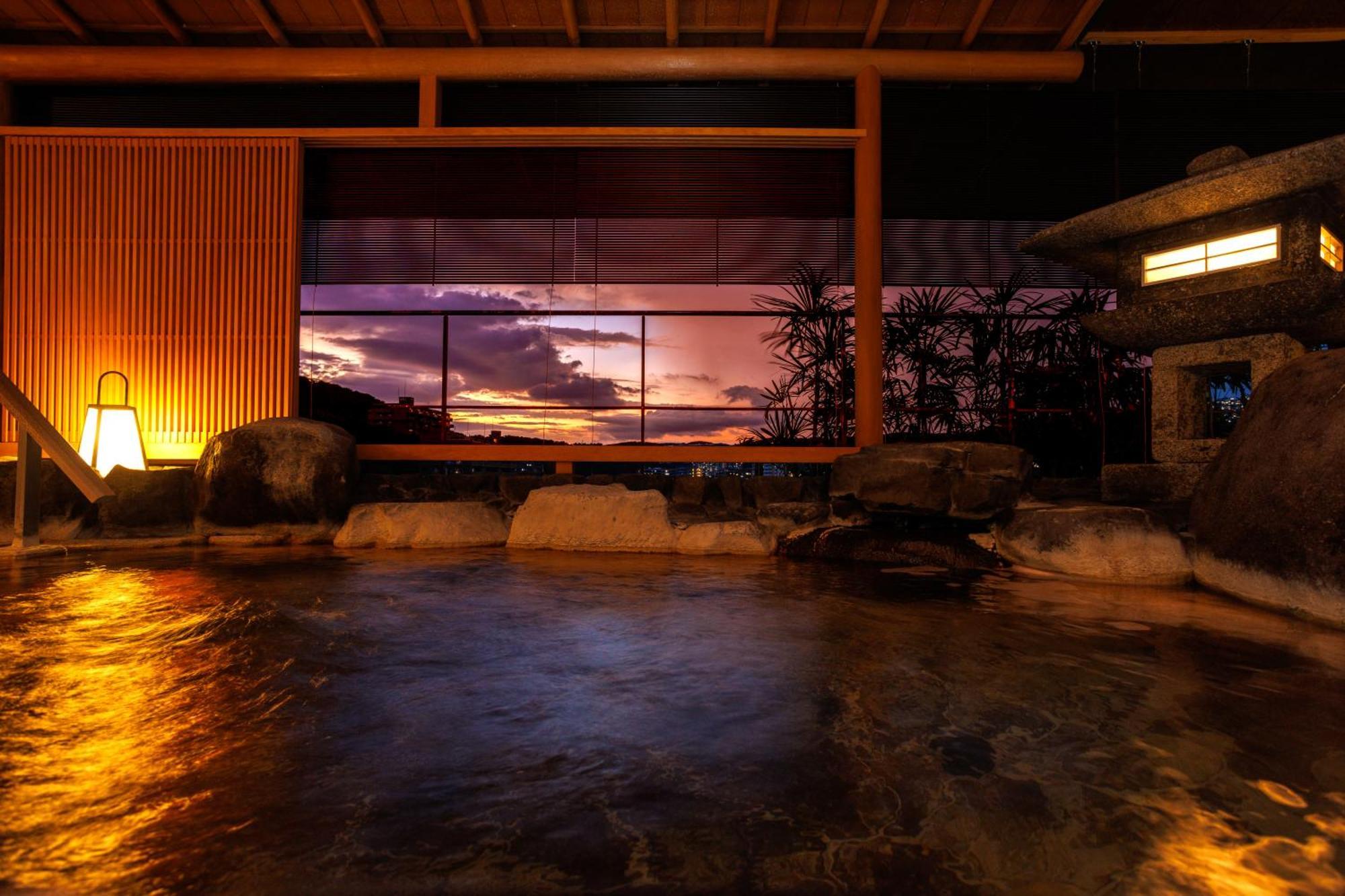 Hotel Wakamizu Takarazuka Exterior photo
